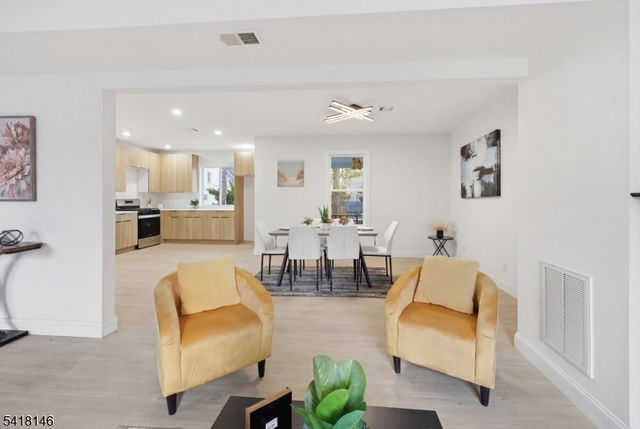 10 Mulford Pl, Newark City, NJ 07112