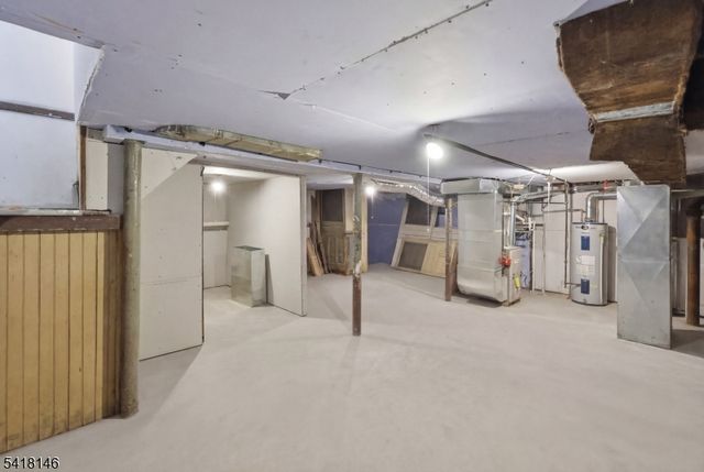 10 Mulford Pl, Newark City, NJ 07112