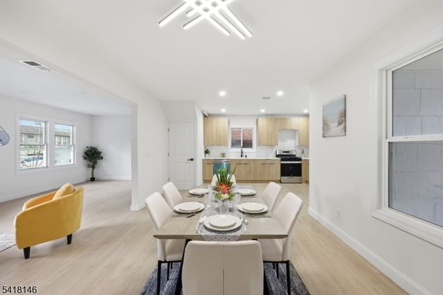 10 Mulford Pl, Newark City, NJ 07112