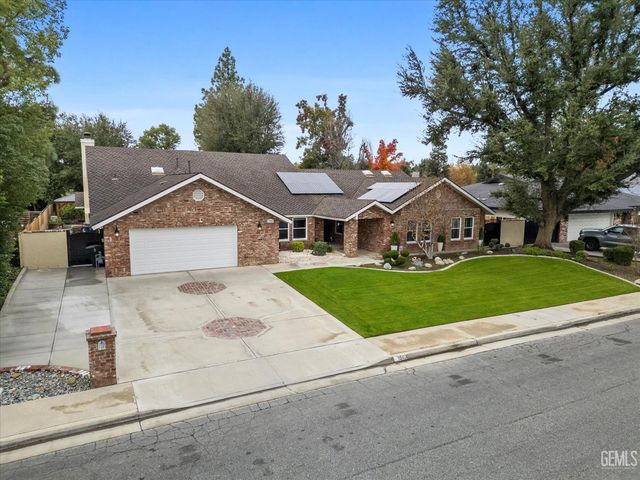 1503 Calle Hermosa, Bakersfield, CA 93309