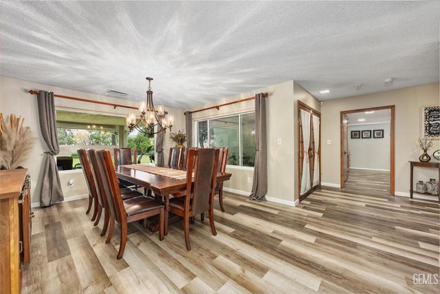 1503 Calle Hermosa, Bakersfield, CA 93309