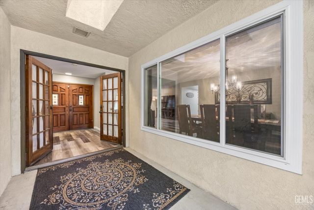 1503 Calle Hermosa, Bakersfield, CA 93309