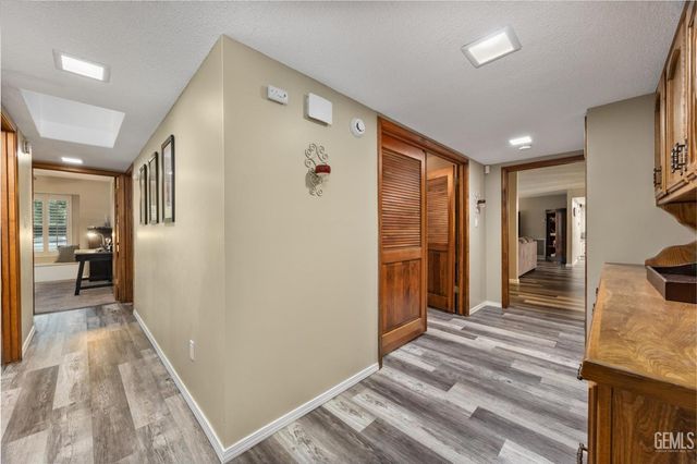 1503 Calle Hermosa, Bakersfield, CA 93309