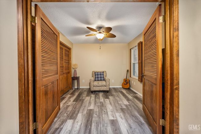 1503 Calle Hermosa, Bakersfield, CA 93309