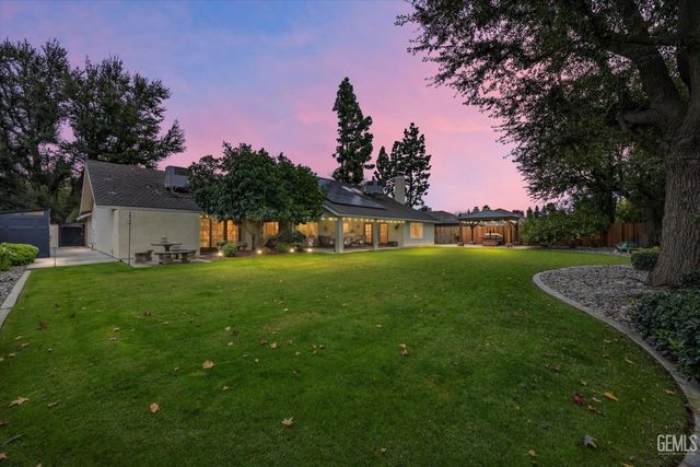 1503 Calle Hermosa, Bakersfield, CA 93309