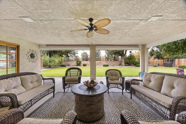 1503 Calle Hermosa, Bakersfield, CA 93309