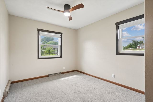 119 La Salle Drive SW, Cedar Rapids, IA 52404