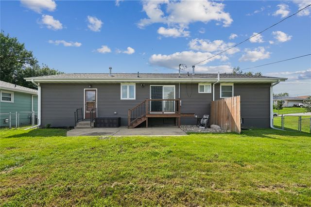 119 La Salle Drive SW, Cedar Rapids, IA 52404