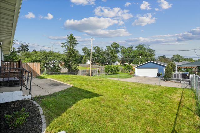 119 La Salle Drive SW, Cedar Rapids, IA 52404
