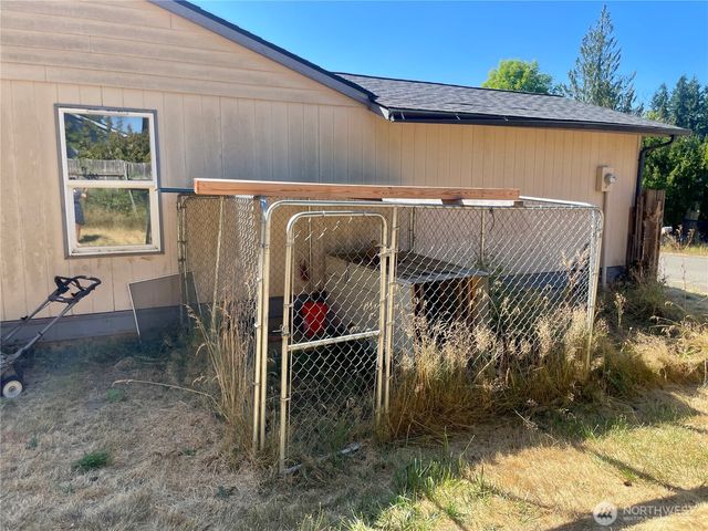 311 Cedar Court, Winlock, WA 98596