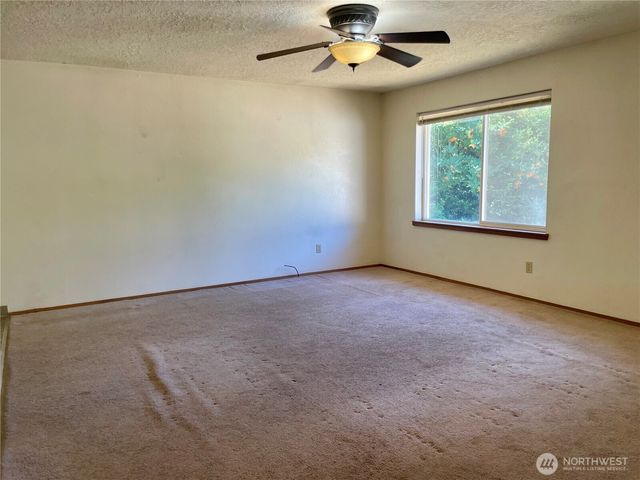 311 Cedar Court, Winlock, WA 98596