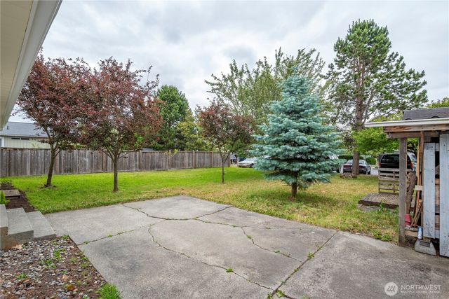 110 N Oak Harbor Road, Oak Harbor, WA 98277