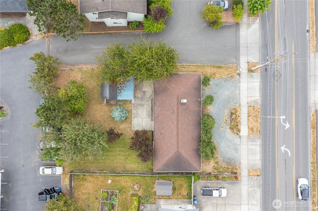 110 N Oak Harbor Road, Oak Harbor, WA 98277