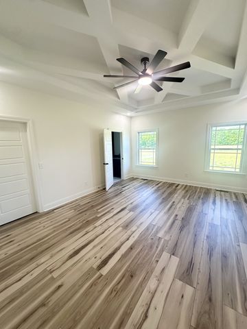 2220 HWY 141 N, Hartsville, TN 37074