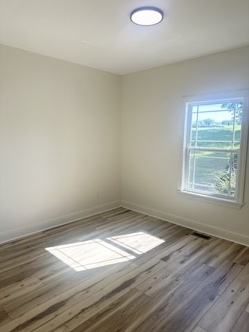 2220 HWY 141 N, Hartsville, TN 37074