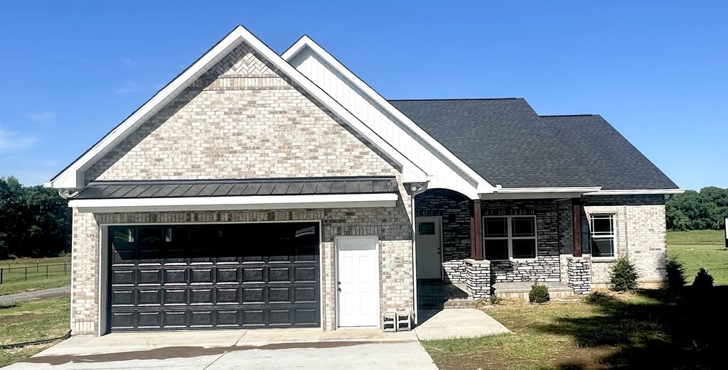 2220 HWY 141 N, Hartsville, TN 37074