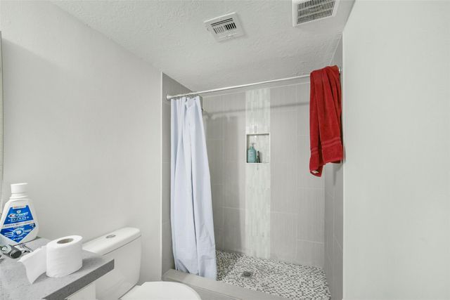 25631 Glen Loch Drive, Spring, TX 77380