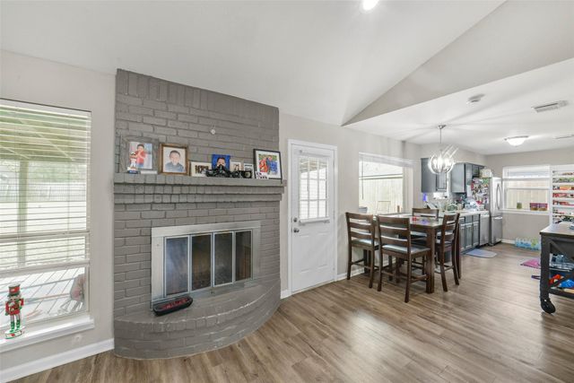 25631 Glen Loch Drive, Spring, TX 77380