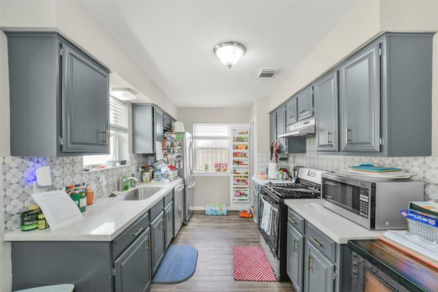 25631 Glen Loch Drive, Spring, TX 77380