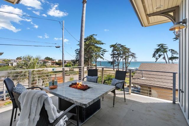 185 14th Avenue, Santa Cruz, CA 95062
