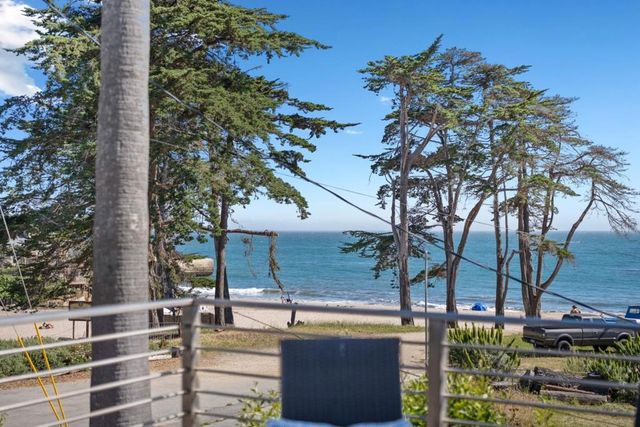 185 14th Avenue, Santa Cruz, CA 95062