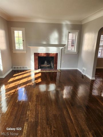3471 AVALON Road 1, Shaker Heights, OH 44120