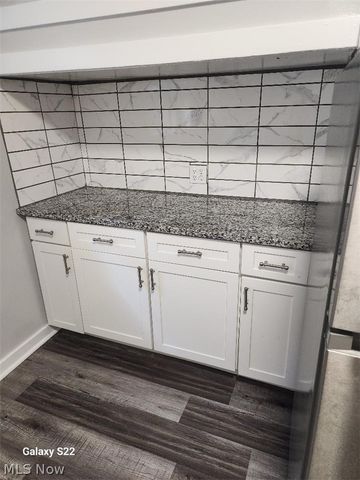 3471 AVALON Road 1, Shaker Heights, OH 44120