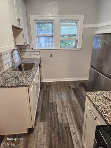 3471 AVALON Road 1, Shaker Heights, OH 44120