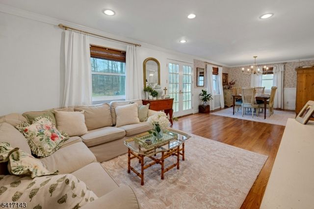 17 Frederick Pl, Hanover Twp., NJ 07927