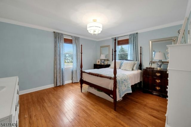 17 Frederick Pl, Hanover Twp., NJ 07927