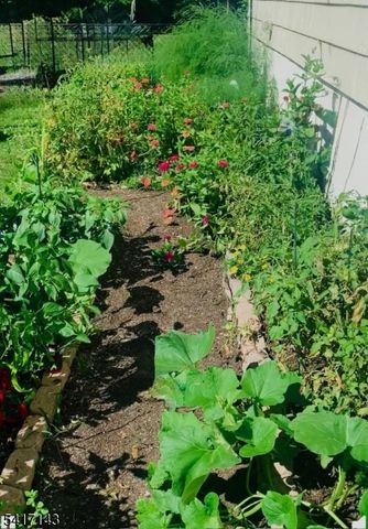 17 Frederick Pl, Hanover Twp., NJ 07927