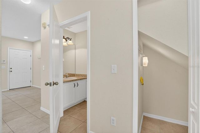 15843 FISHHAWK VIEW DRIVE, Lithia, FL 33547