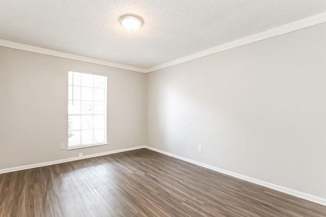 2811 26th Street, Dickinson, TX 77539