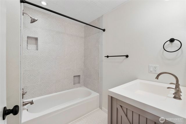 832 Torrey Street SE, Olympia, WA 98513