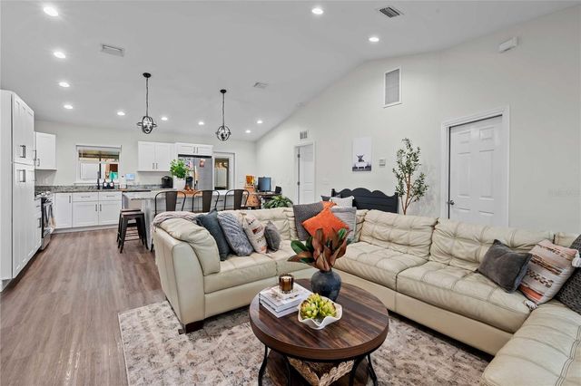 12202 MEADOW LANE, San Antonio, FL 33576