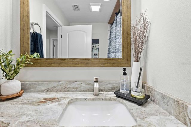 12202 MEADOW LANE, San Antonio, FL 33576