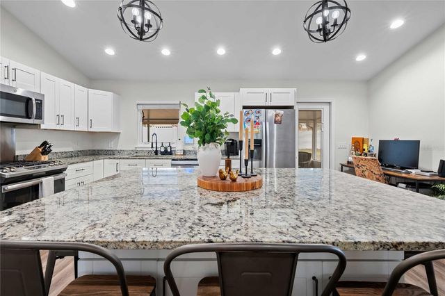 12202 MEADOW LANE, San Antonio, FL 33576