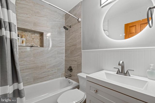 6109 LEEWOOD DR, Alexandria, VA 22310