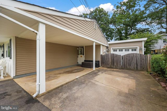 6109 LEEWOOD DR, Alexandria, VA 22310
