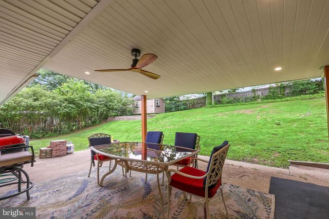 6109 LEEWOOD DR, Alexandria, VA 22310