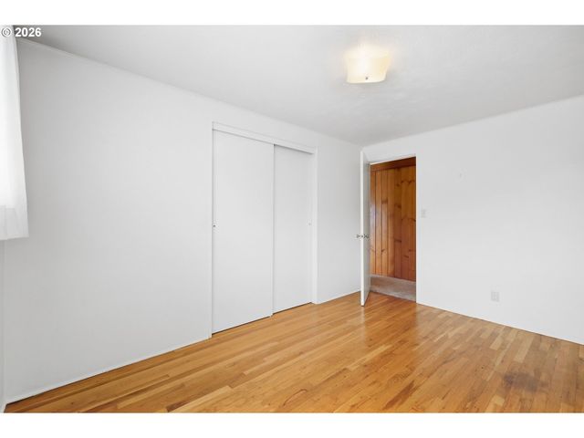 1318 Quinalt St, Springfield, OR 97477
