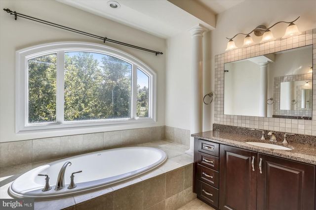 8205 RIVER QUARRY PL, Bethesda, MD 20817