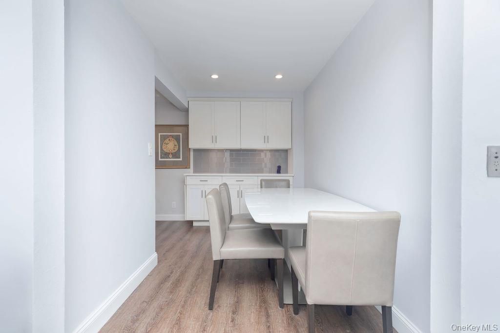 15 LEEWOOD Circle 1R, Eastchester, NY 10709 — photo 3
