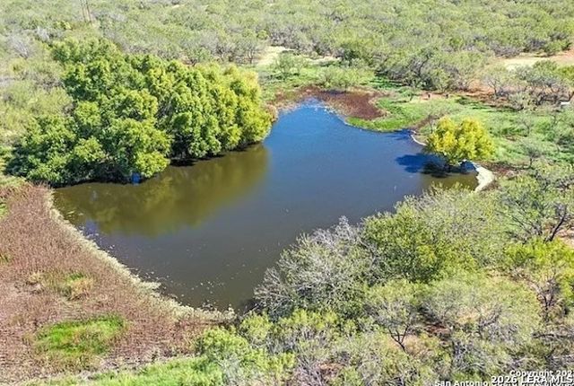 15655 highway 140, Charlotte, TX 78011