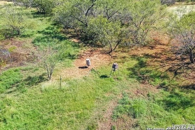 15655 highway 140, Charlotte, TX 78011