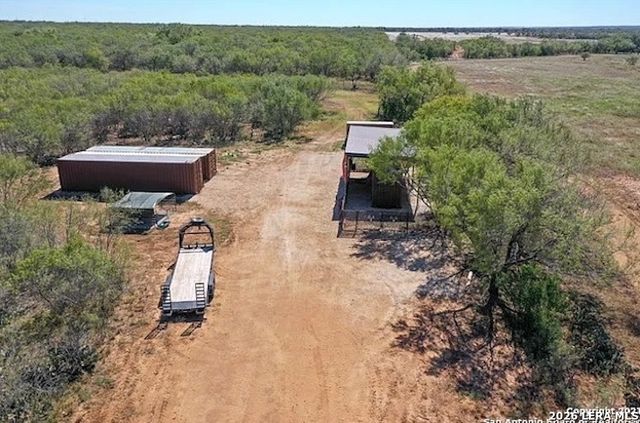 15655 highway 140, Charlotte, TX 78011