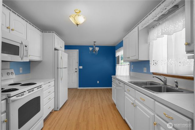 1019 Lybarger Street NE, Olympia, WA 98506