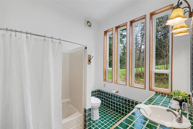 17231 Barrell Springs Lane, Bellingham, WA 98229