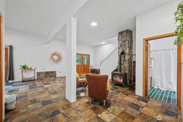 17231 Barrell Springs Lane, Bellingham, WA 98229