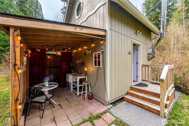 17231 Barrell Springs Lane, Bellingham, WA 98229